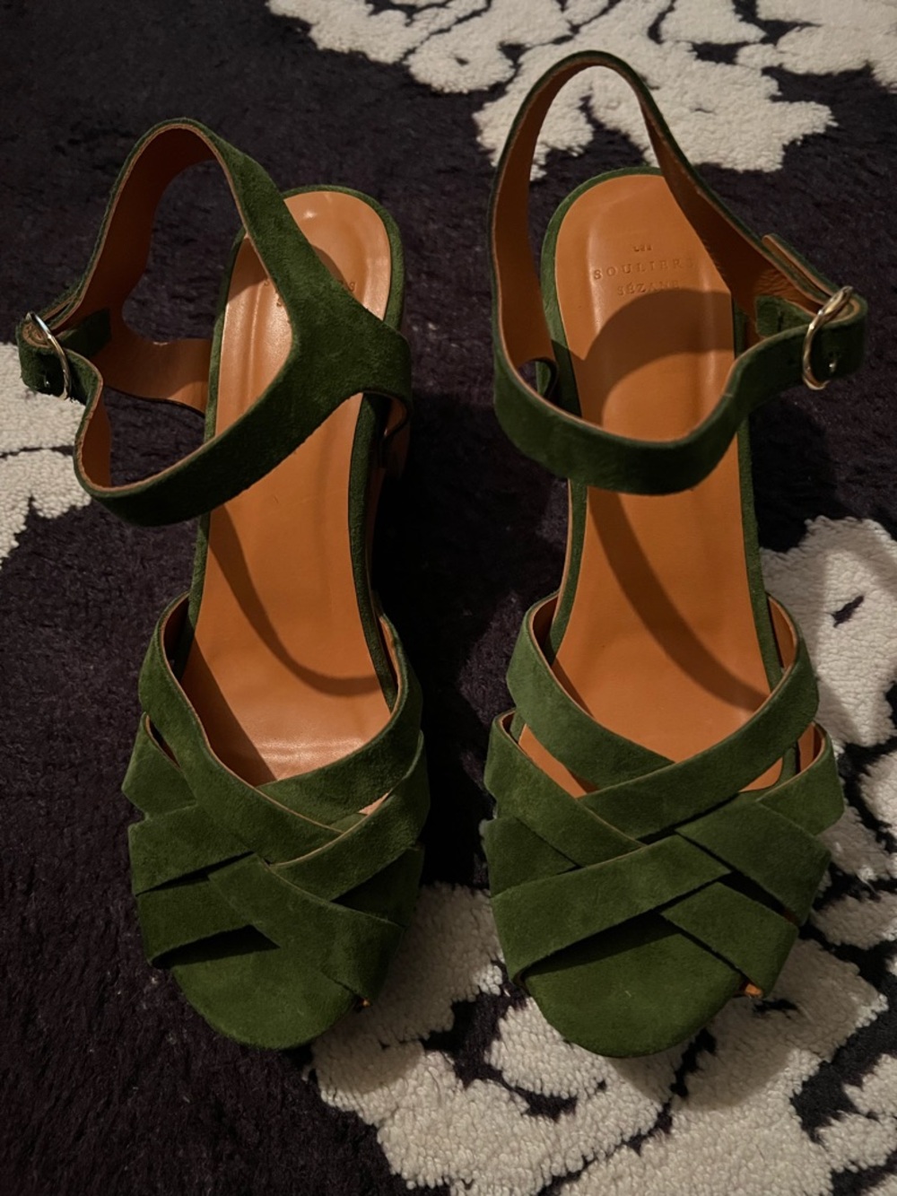New! Sezane Isabelle Green Suede Strappy Clogs, size 41 (10 US)